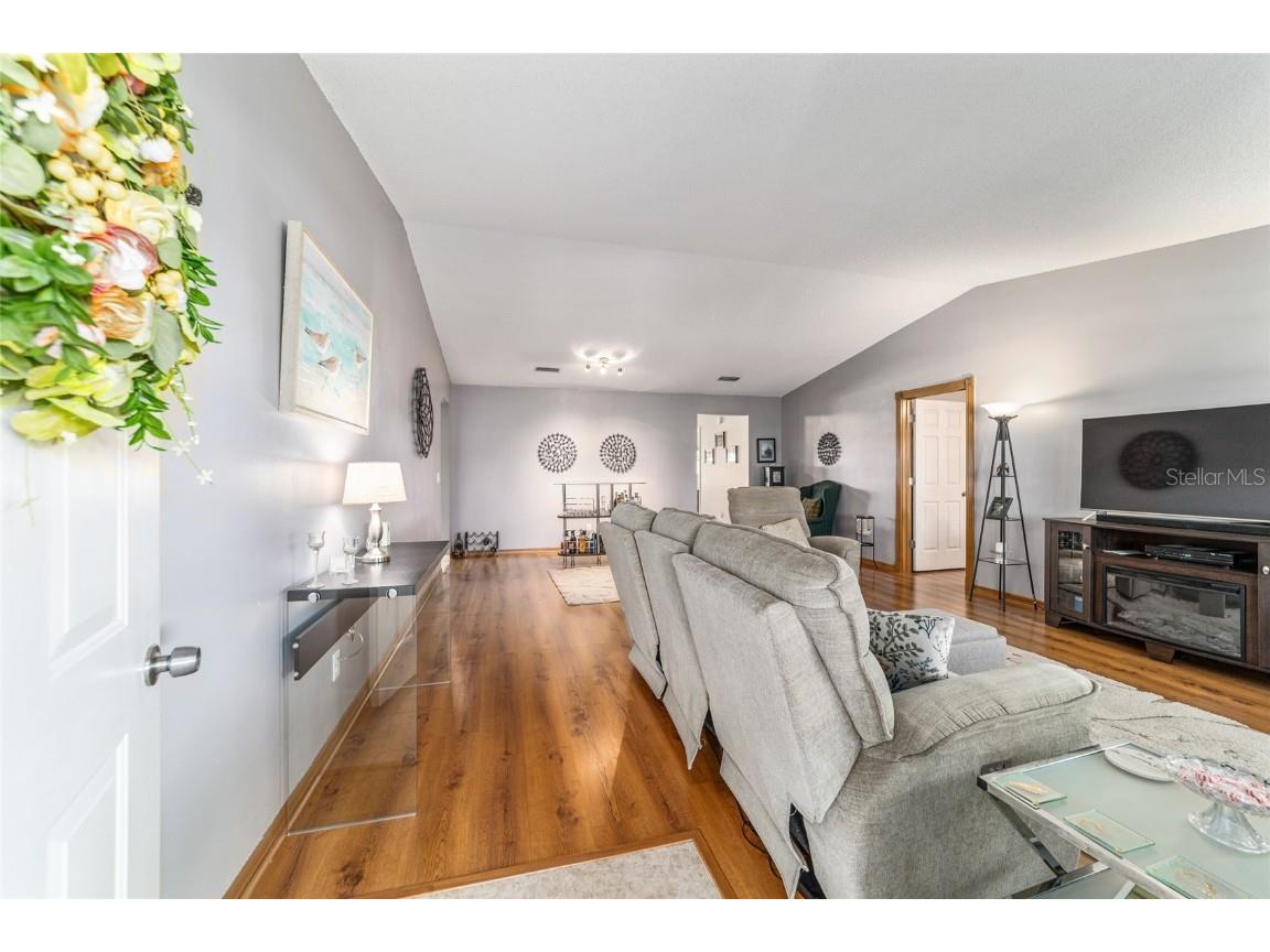 9015 SW 94th Street #D Ocala FL 34481 OM705446 image4