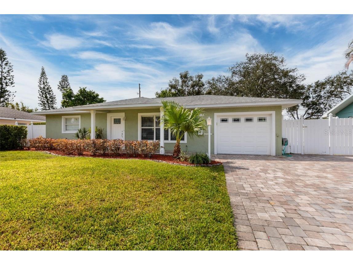 9016 3rd Street N Saint Petersburg FL 33702 U8217078 image1