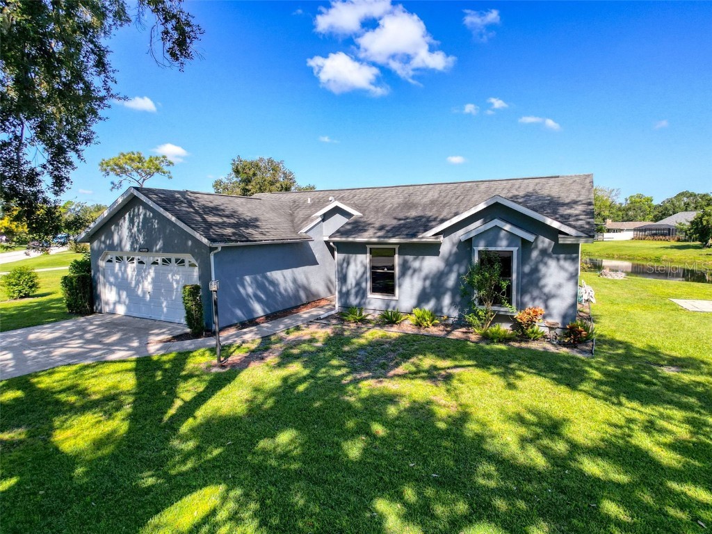 9018 60th Avenue E Bradenton FL 34202 W7879201 image1