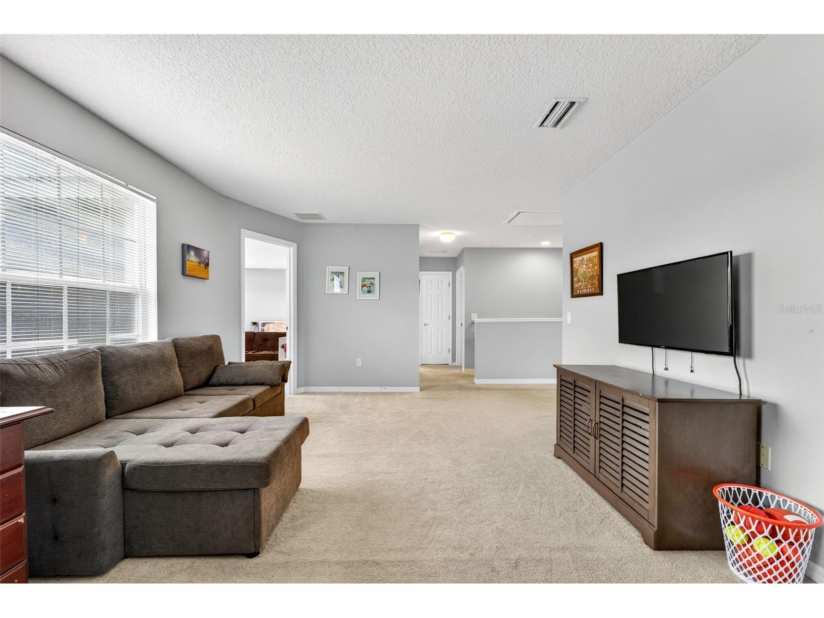 9018 N River Road Tampa FL 33635 TB8521093 image34