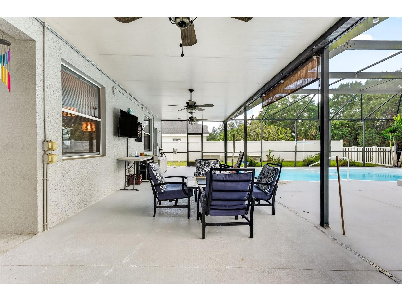 9018 N River Road Tampa FL 33635 TB8521093 image60