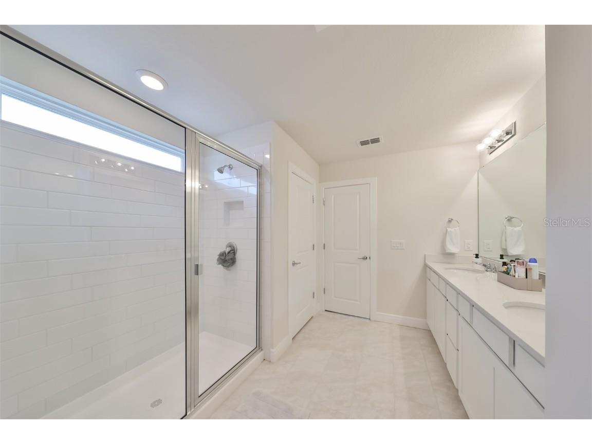 9018 Rally Spring Loop Wesley Chapel FL 33545 T3526696 image24