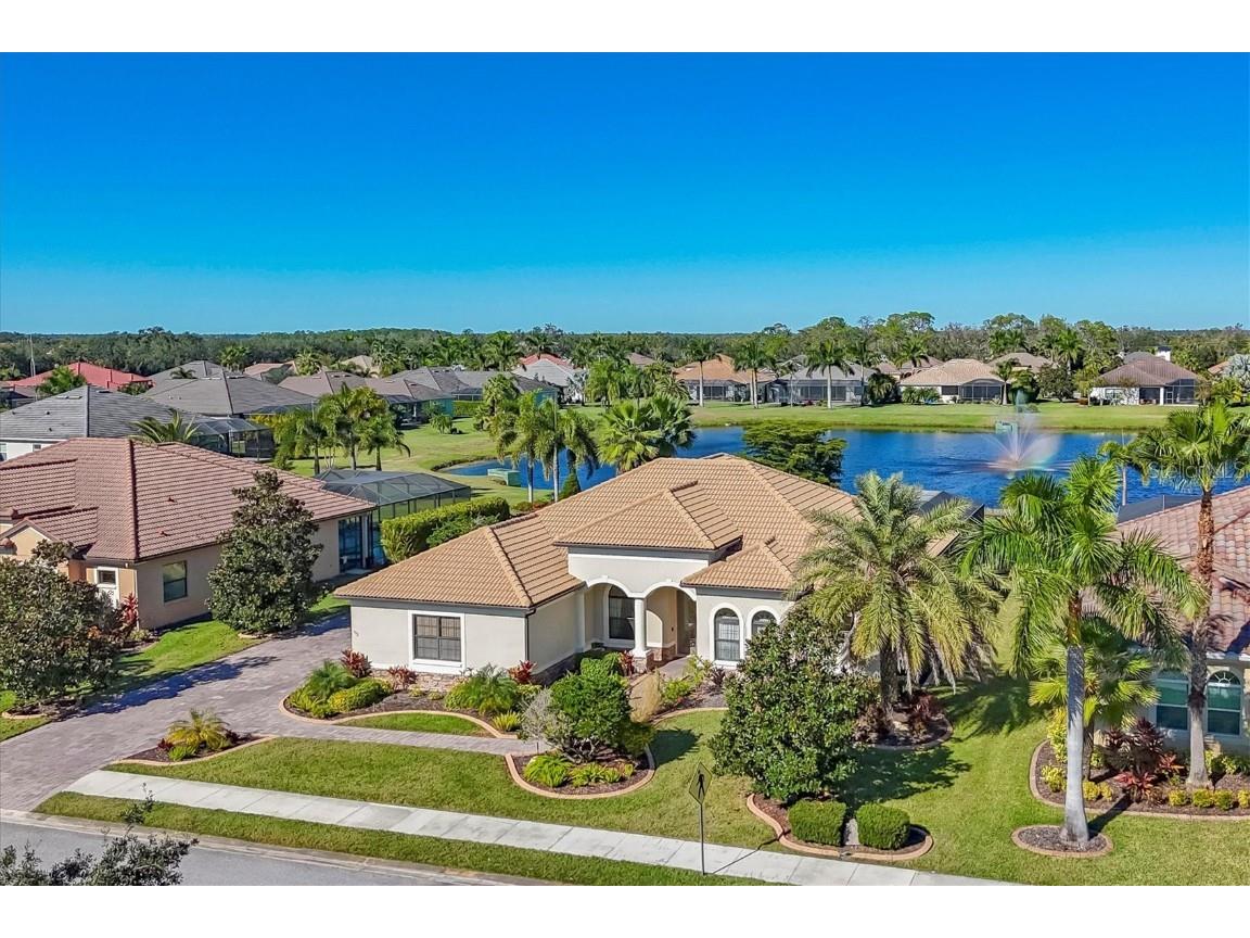 902 145th Street Circle NE Bradenton FL 34212 A4673518 image1