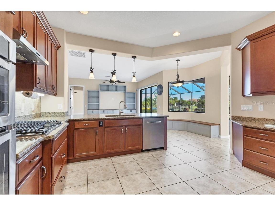 902 145th Street Circle NE Bradenton FL 34212 A4673518 image15