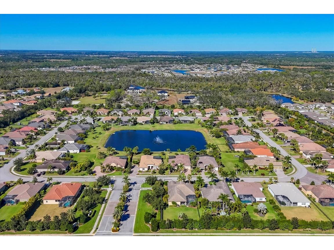 902 145th Street Circle NE Bradenton FL 34212 A4673518 image2