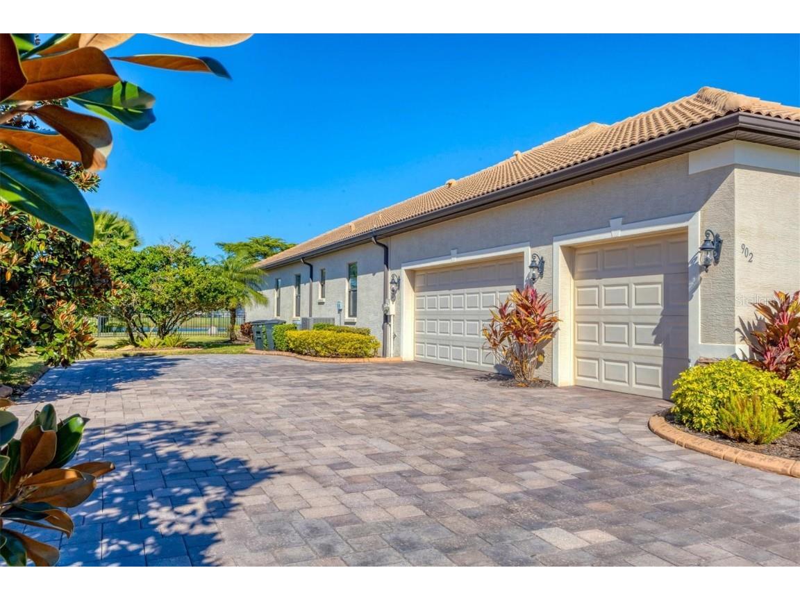 902 145th Street Circle NE Bradenton FL 34212 A4673518 image33