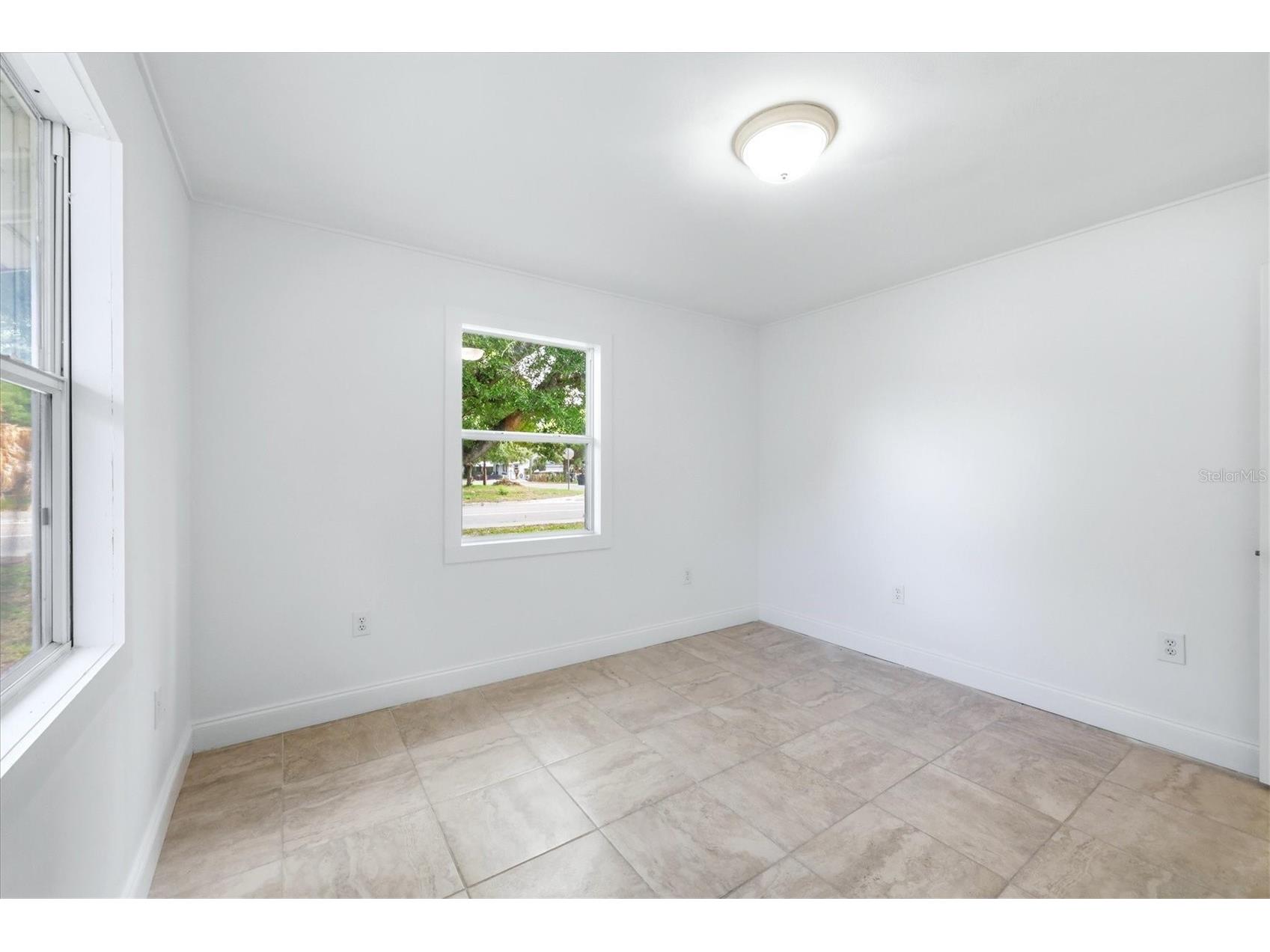 902 37th Street W Bradenton FL 34205 A4691828 image17
