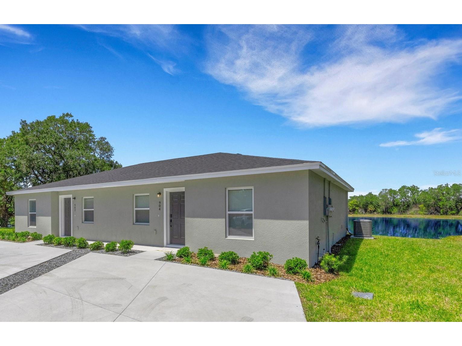 902 / 904 Captiva Point Lakeland FL 33801 - SKYVIEW LAKE L4961133 image1