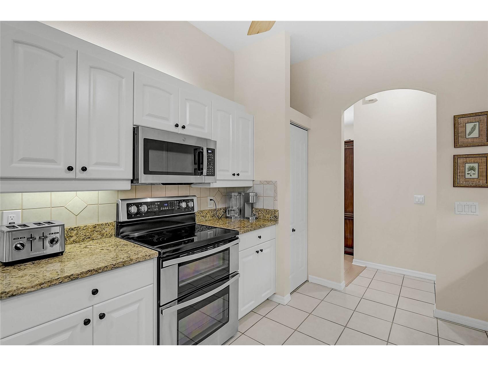 902 Bramley Court #2 Venice FL 34293 N6144936 image10