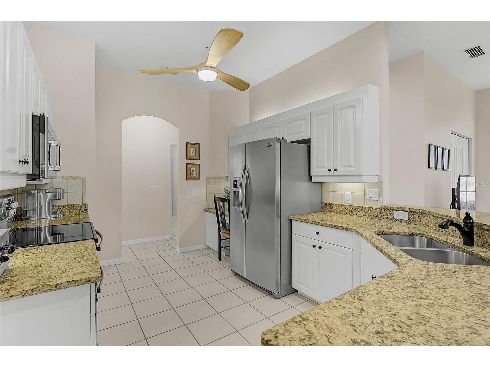 902 Bramley Court #2 Venice FL 34293 N6144936 image9
