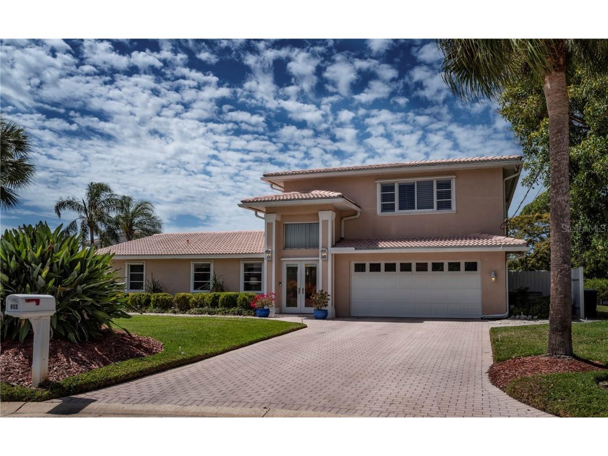 902 Contento Street Sarasota FL 34242 A4527889 image1