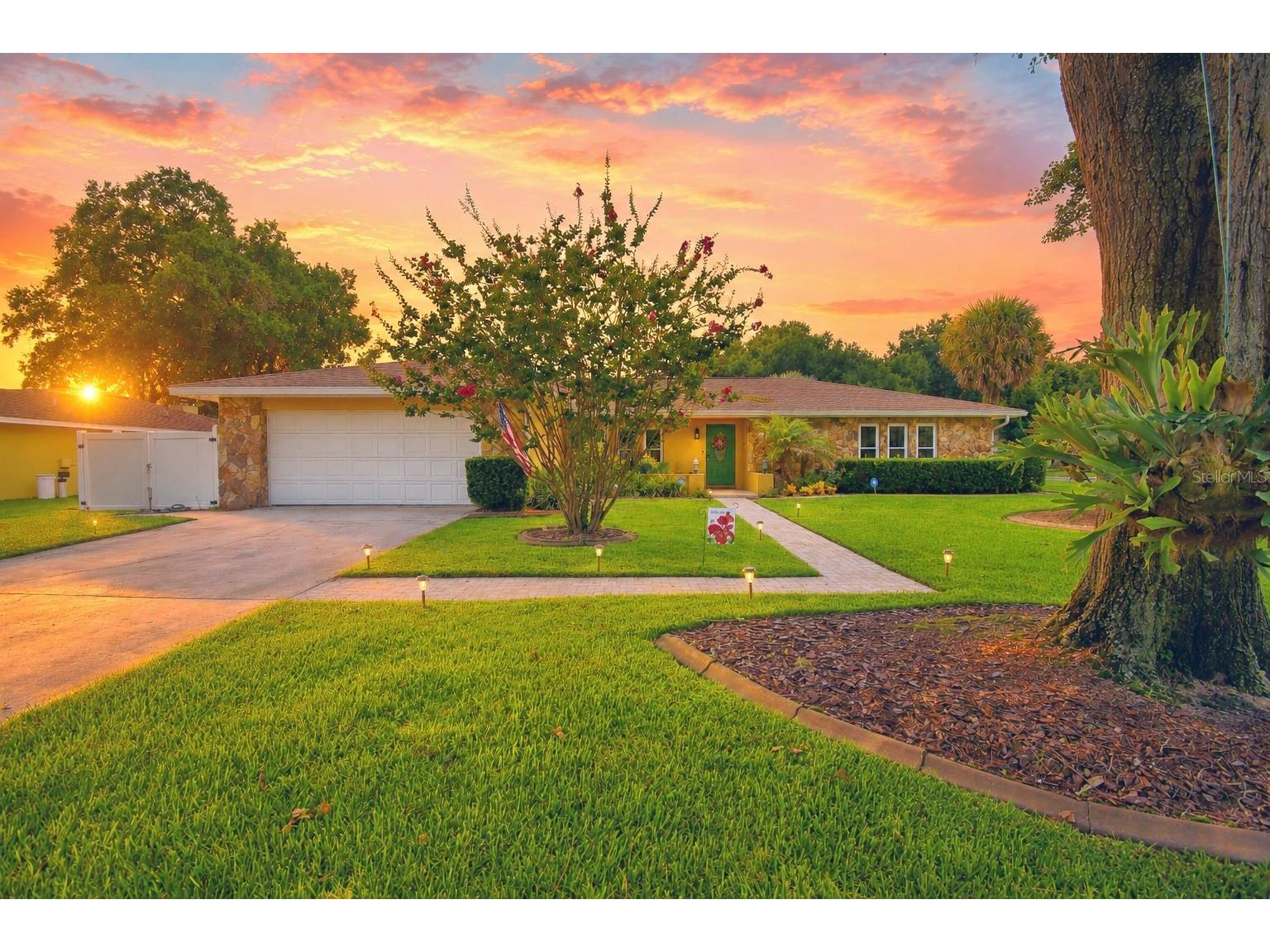 902 Crestview Drive Auburndale FL 33823 - LAKE WHISTLER P4939295 image1