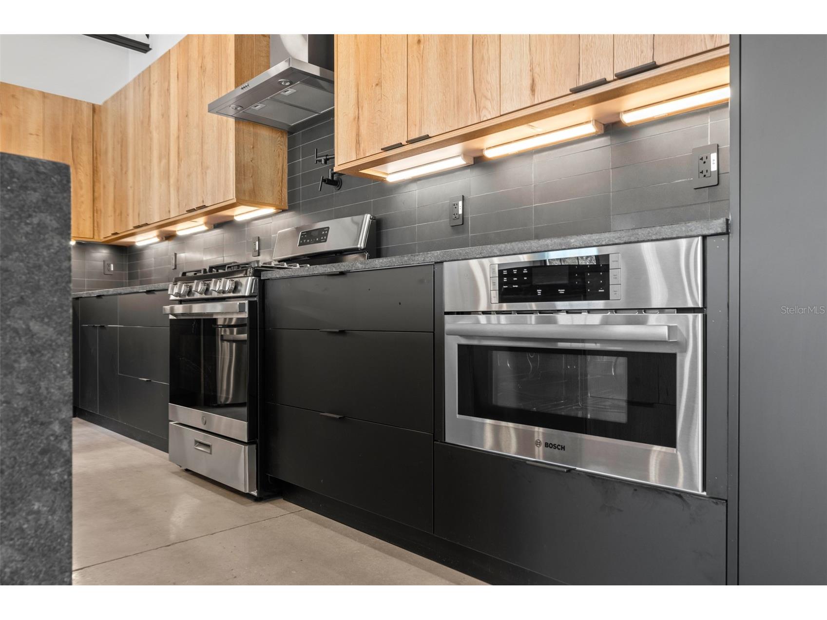 902 E Curtis Street #1 Tampa FL 33603 TB8466079 image16