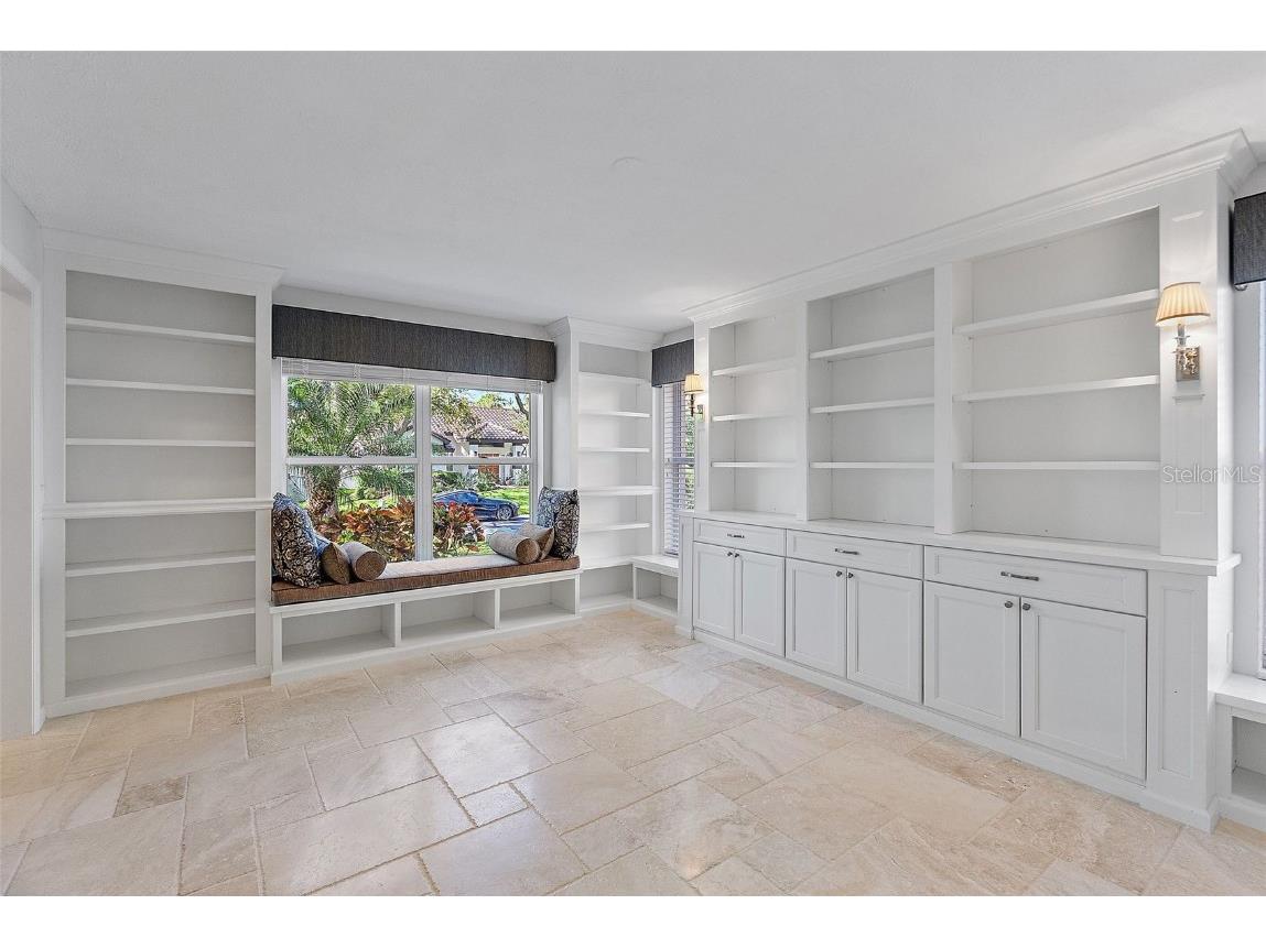 902 Marco Drive NE Saint Petersburg FL 33702 - TAMPA BAY TB8359087 image19