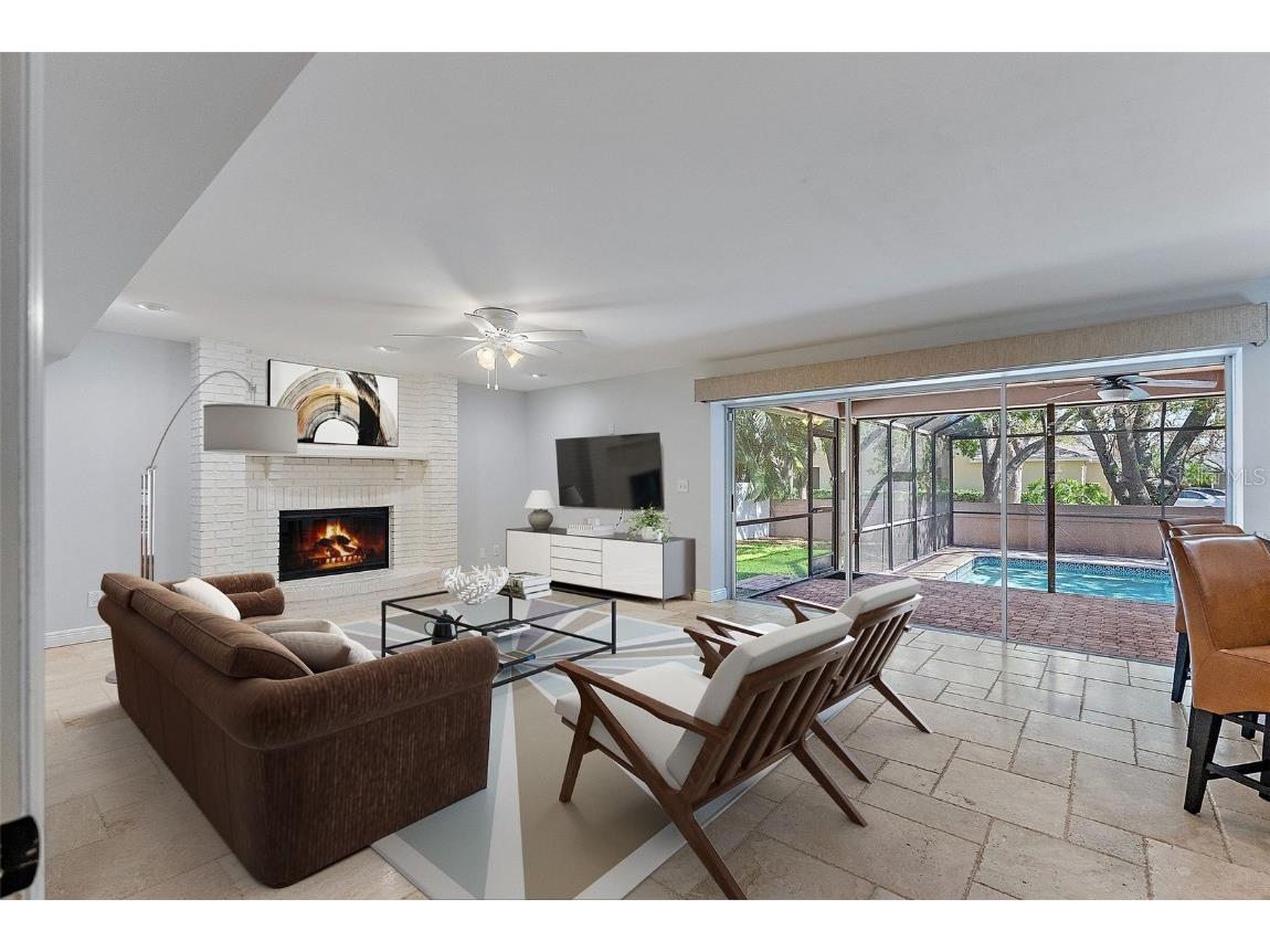 902 Marco Drive NE Saint Petersburg FL 33702 - TAMPA BAY TB8359087 image4