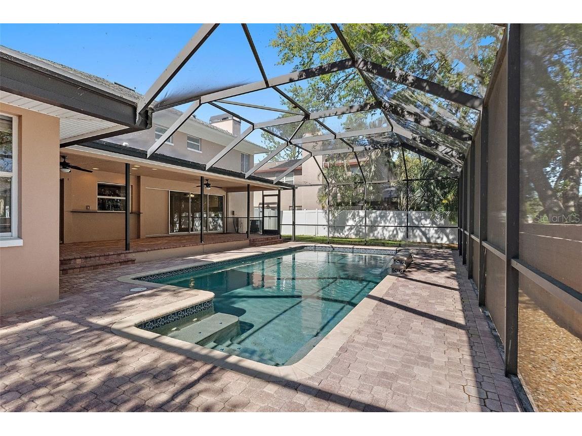 902 Marco Drive NE Saint Petersburg FL 33702 - TAMPA BAY TB8359087 image5