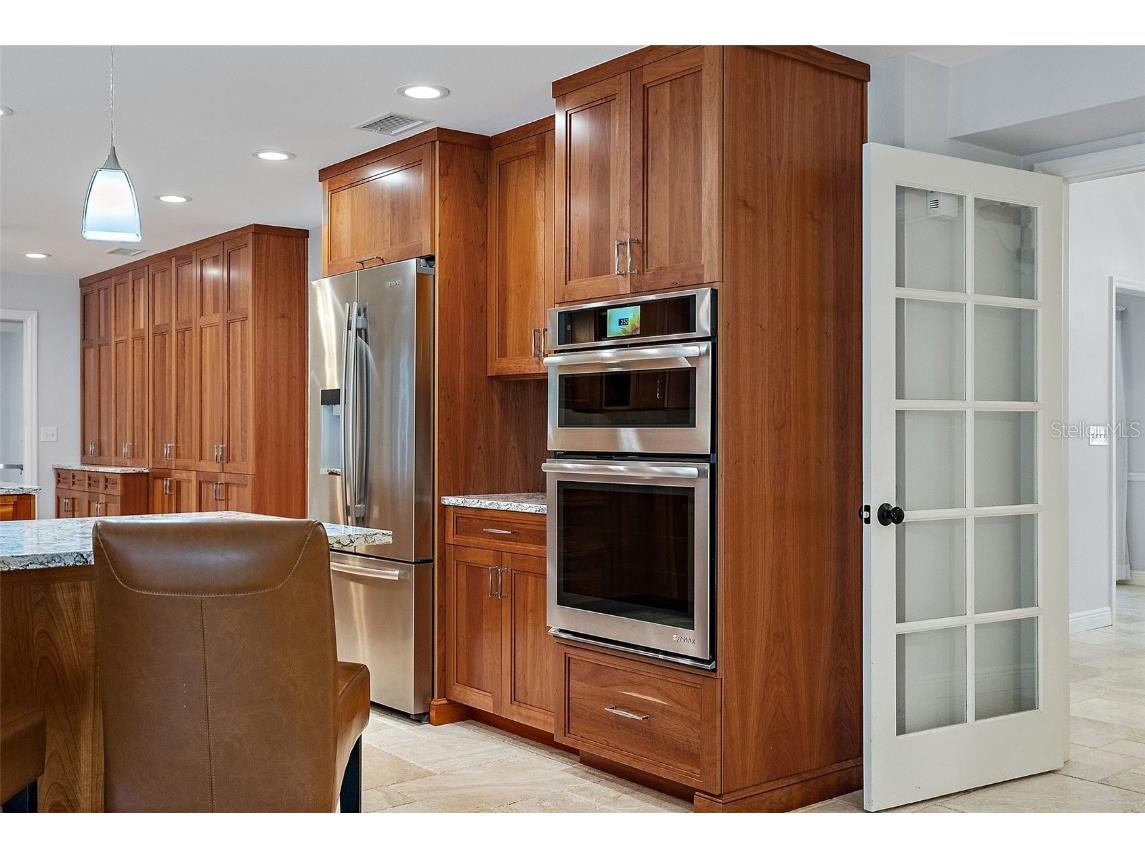 902 Marco Drive NE Saint Petersburg FL 33702 - TAMPA BAY TB8359087 image9