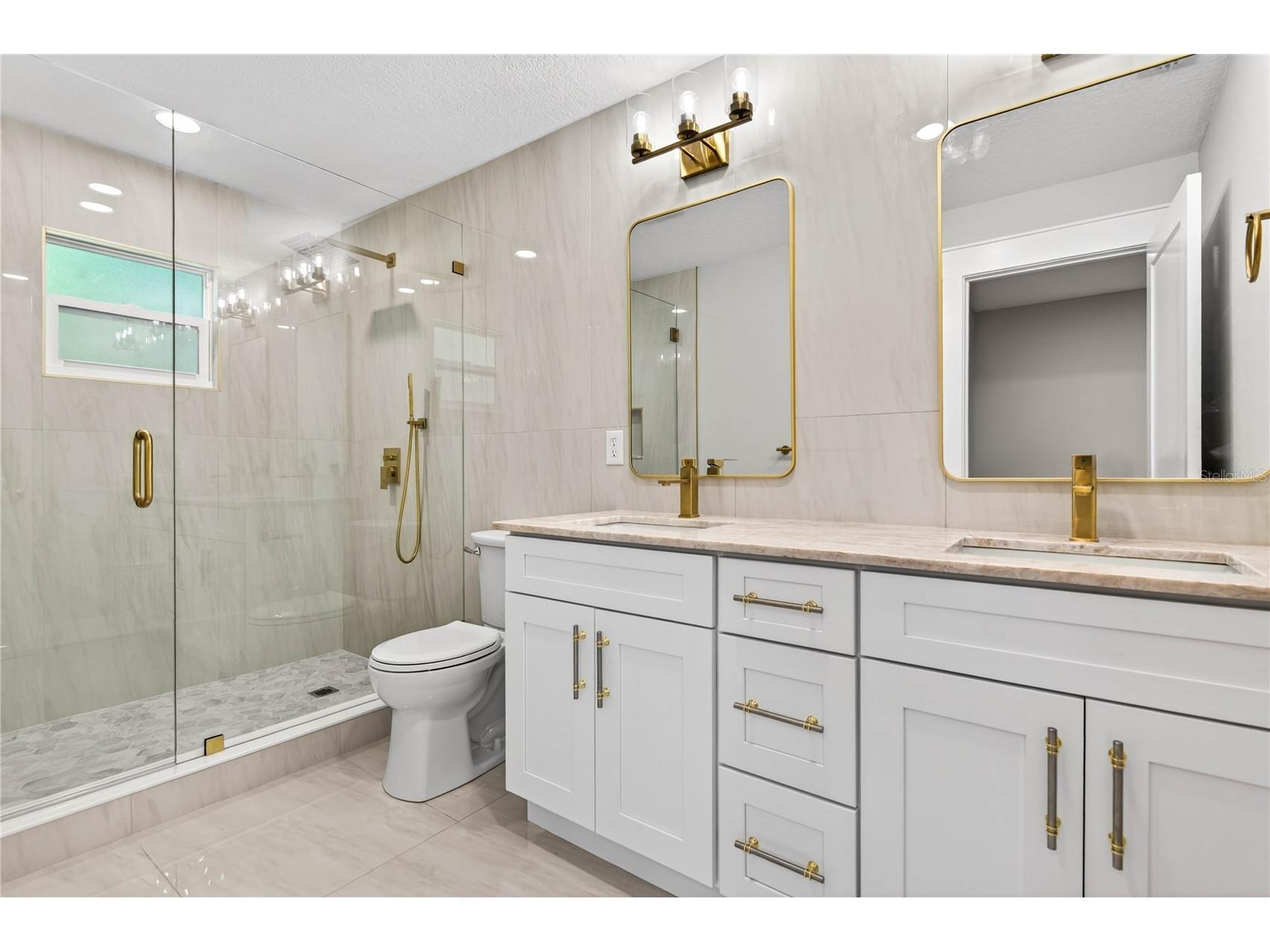 902 N 32nd Street Saint Petersburg FL 33713 TB8481192 image18