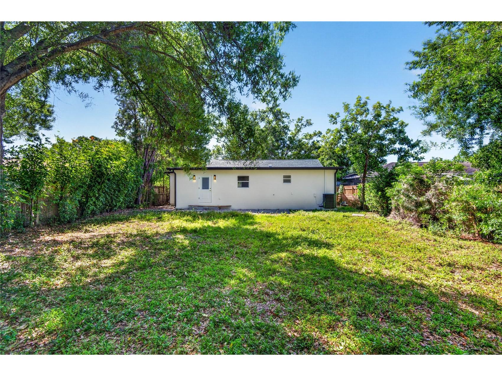 902 N 32nd Street Saint Petersburg FL 33713 TB8481192 image32