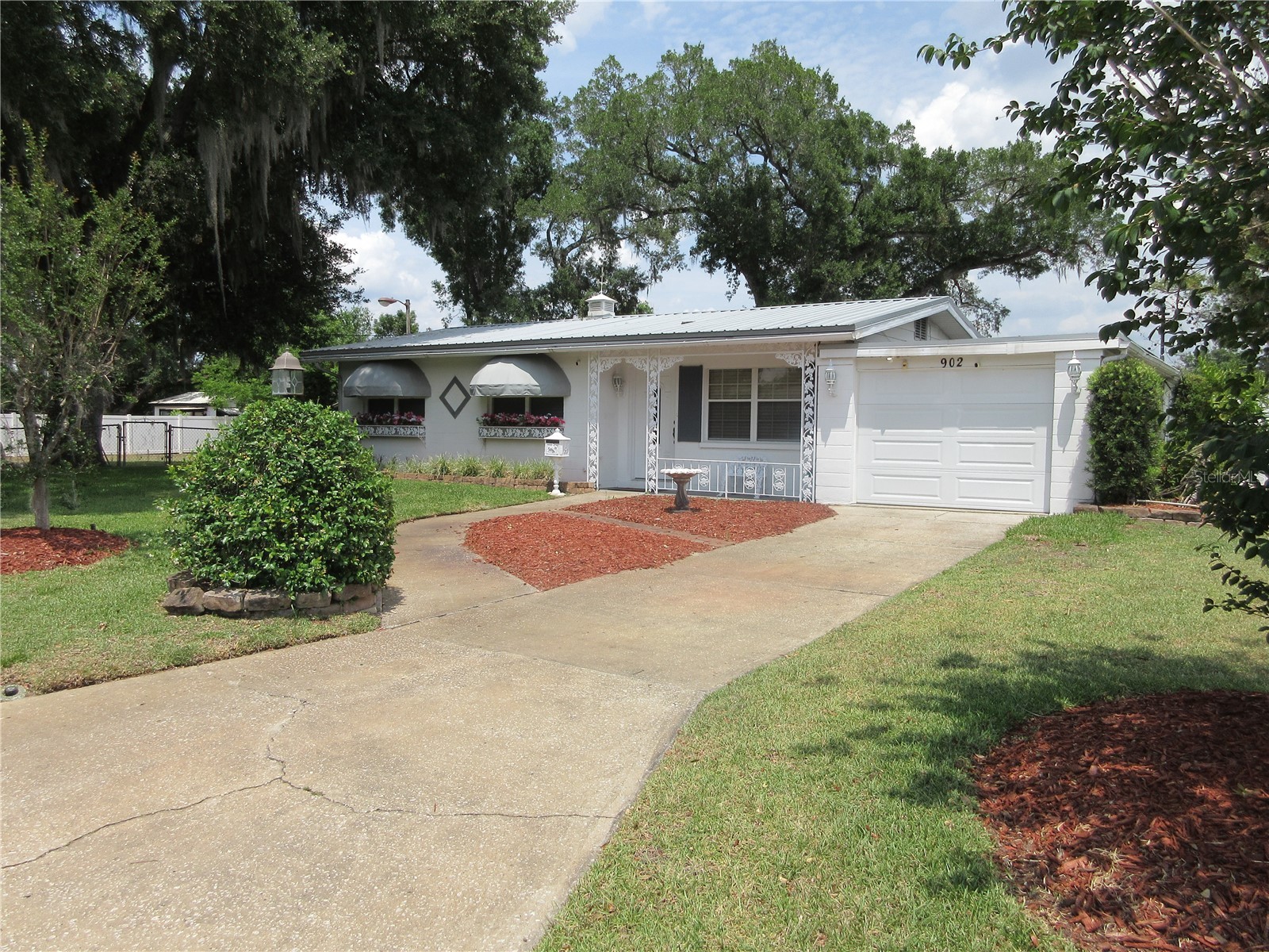 902 N Crystal Terrace Plant City FL 33563 L4961857 image1