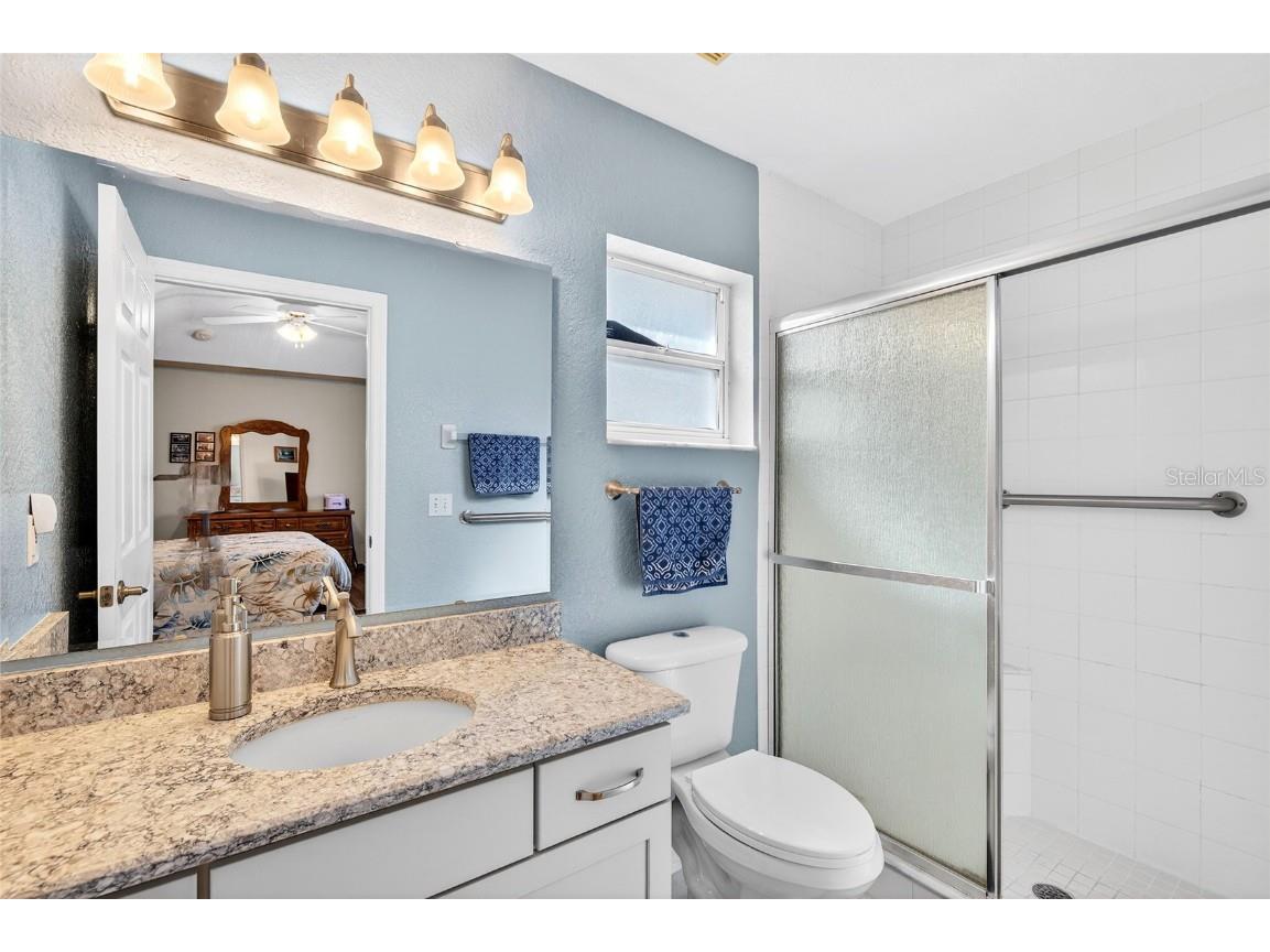 902 NE 130th Terrace Silver Springs FL 34488 OM715942 image19