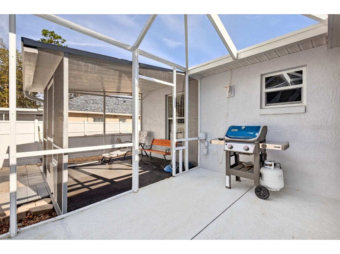 902 NE 130th Terrace Silver Springs FL 34488 OM715942 image28