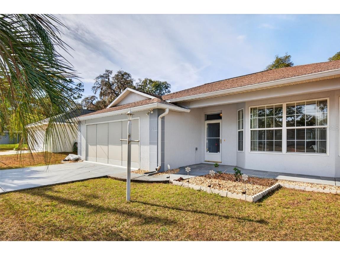 902 NE 130th Terrace Silver Springs FL 34488 OM715942 image4