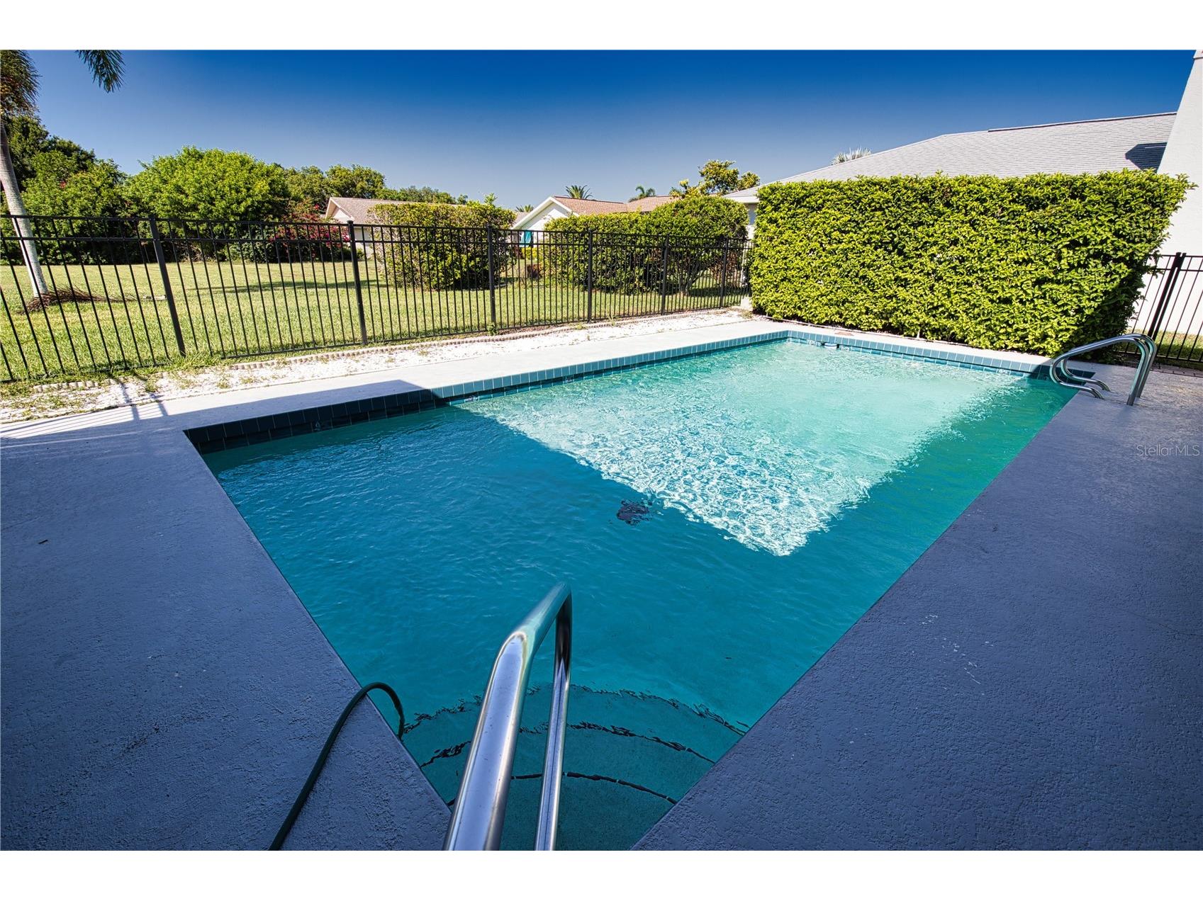 902 Pinehurst Lane Venice FL 34293 N6144786 image2