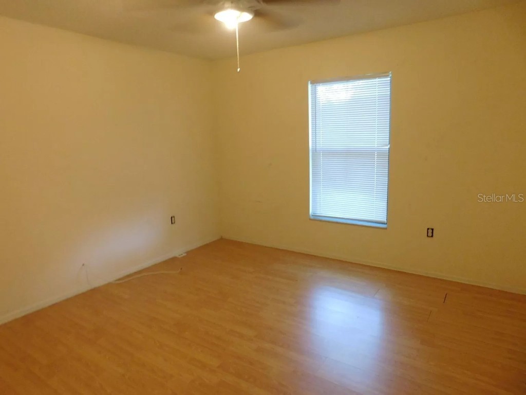 902 Plum Tree Lane Sarasota FL 34243 A4671062 image10