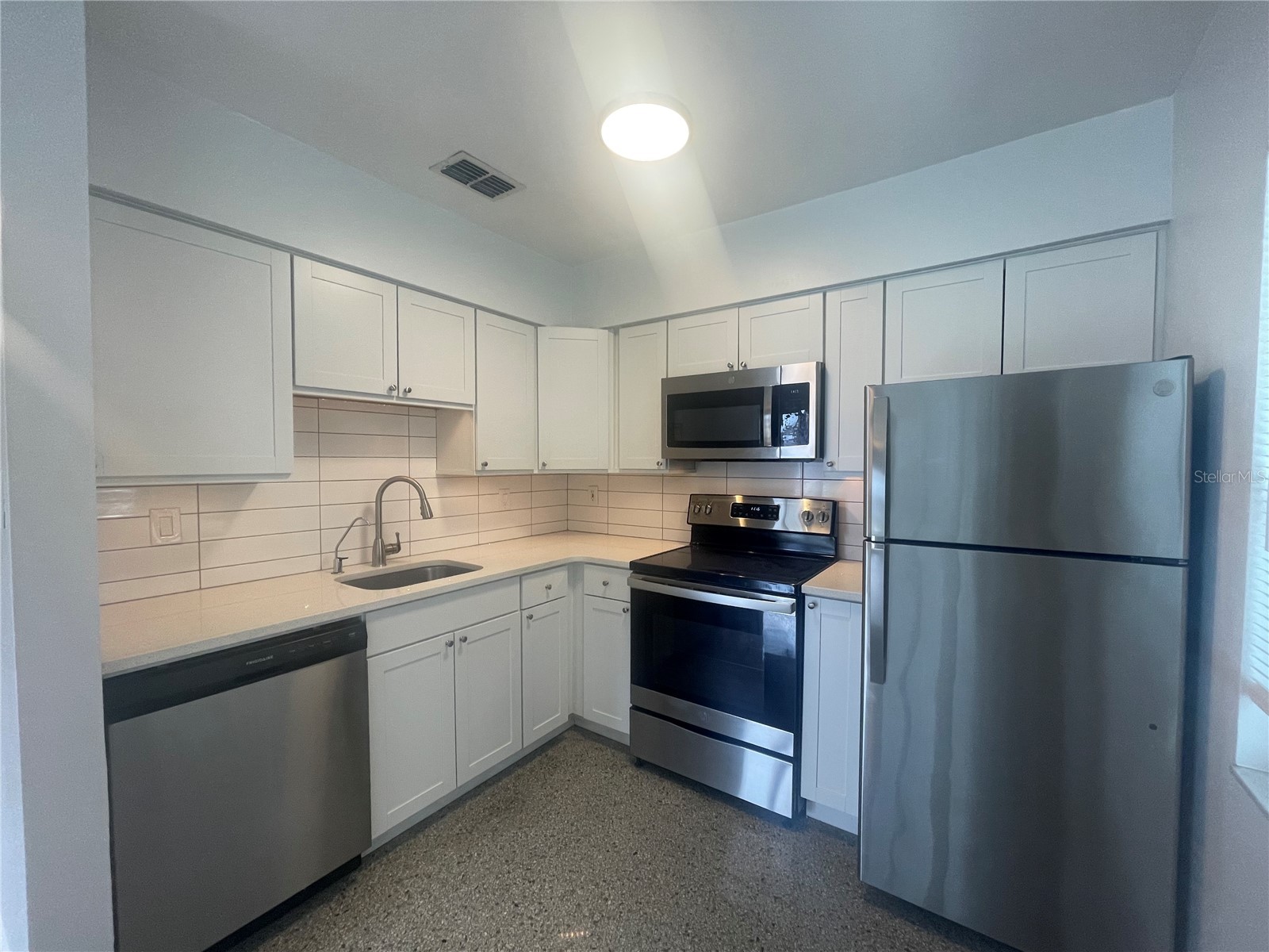 902 S Bruce Street #B Tampa FL 33606 TB8484073 image11