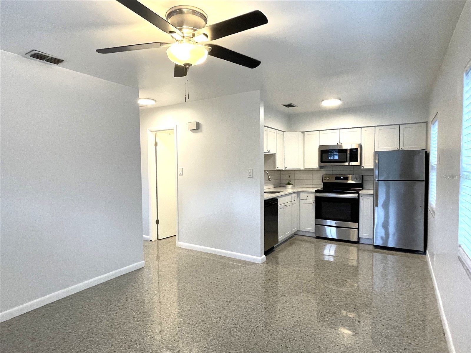 902 S Bruce Street #B Tampa FL 33606 TB8484073 image3