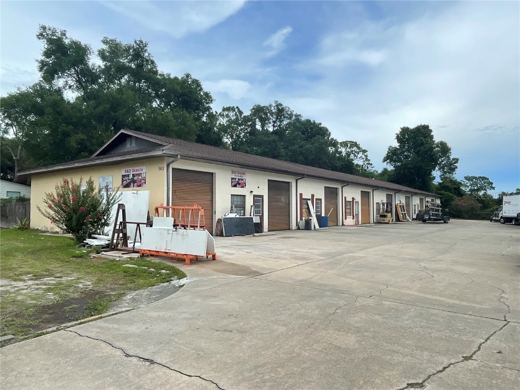 902 S Leavitt Avenue Orange City FL 32763 V4937118 image1