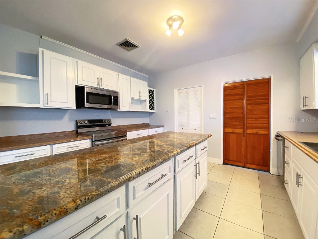 902 S Scenic Highway Lake Wales FL 33853 P4936925 image8