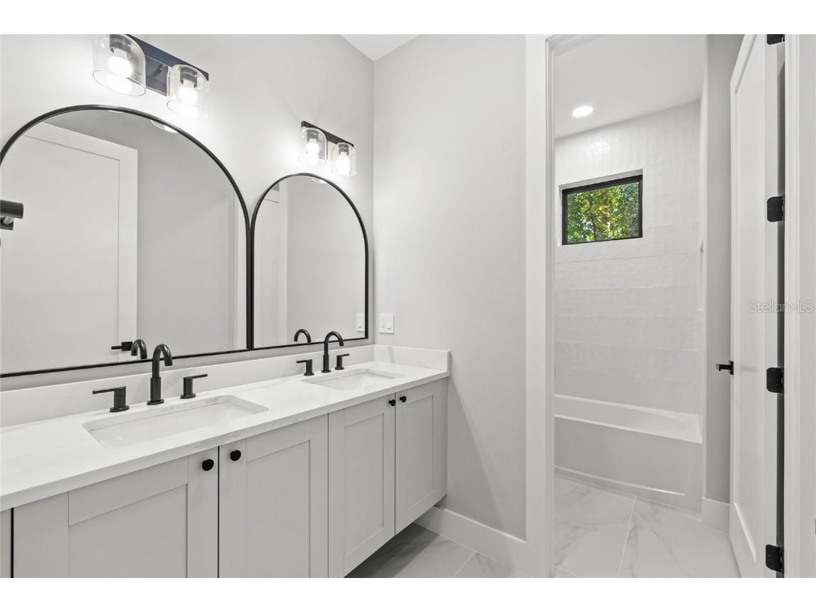 902 Shady Lane Drive Orlando FL 32804 O6361585 image42