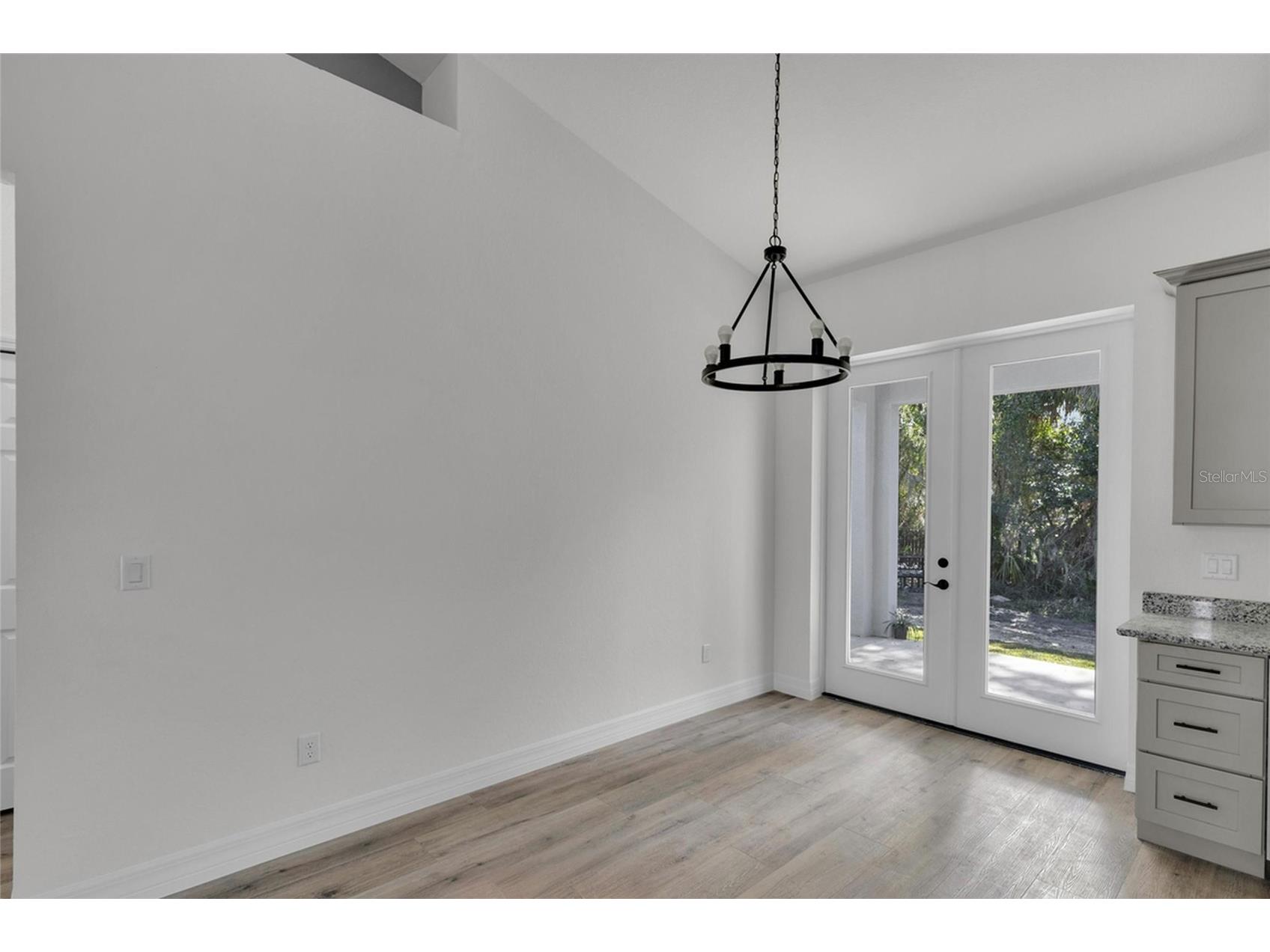 902 SW 2nd Street Ocala FL 34471 OM711748 image7