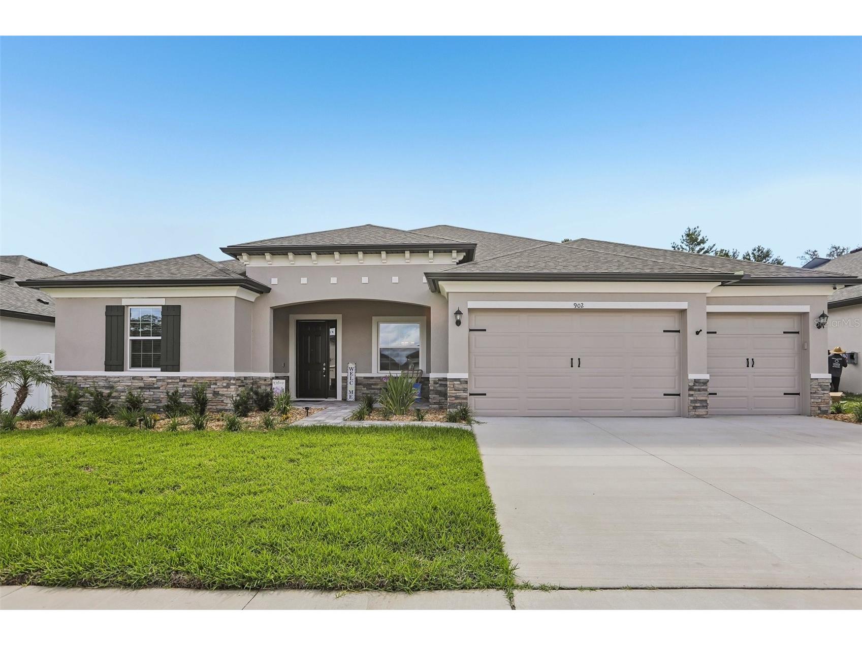 902 Tierra Dr Spring Hill FL 34609 TB8514476 image1