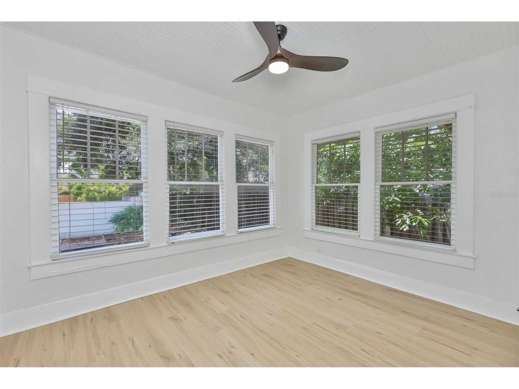 902 W Columbus Drive Tampa FL 33602 TB8507442 image15
