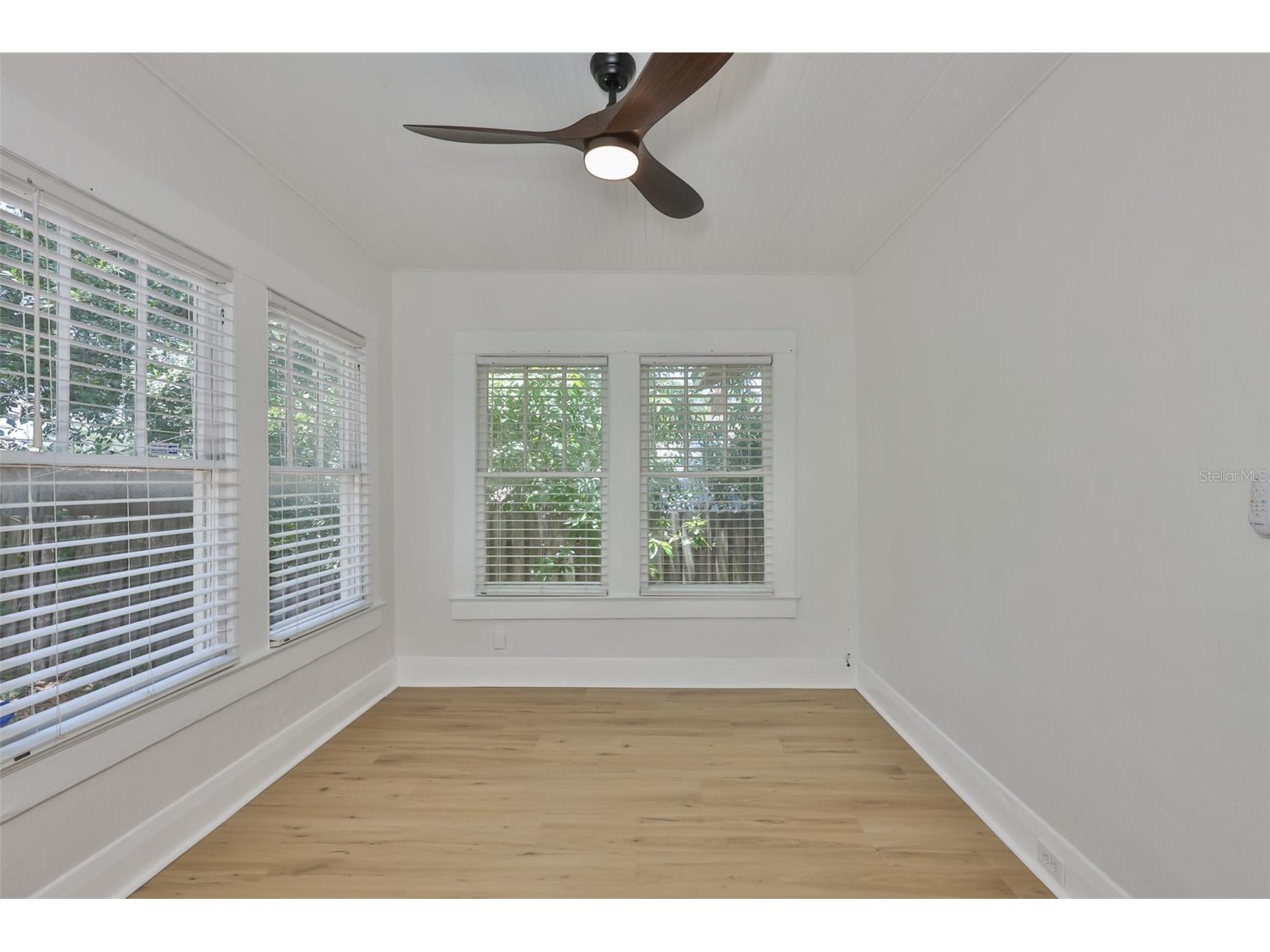 902 W Columbus Drive Tampa FL 33602 TB8507442 image20