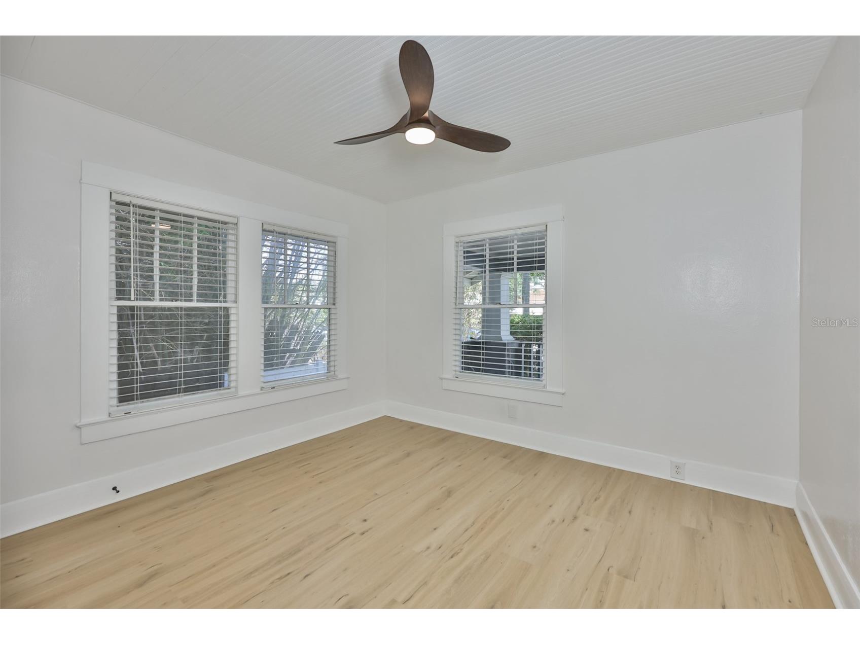 902 W Columbus Drive Tampa FL 33602 TB8507442 image23
