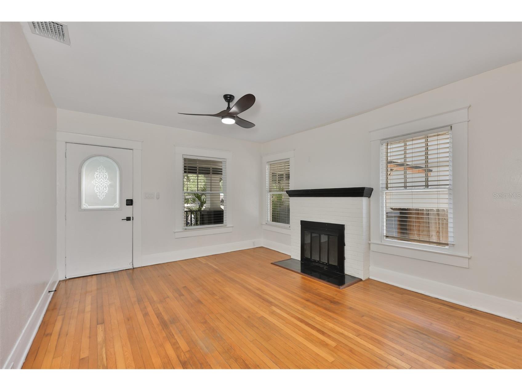 902 W Columbus Drive Tampa FL 33602 TB8507442 image9