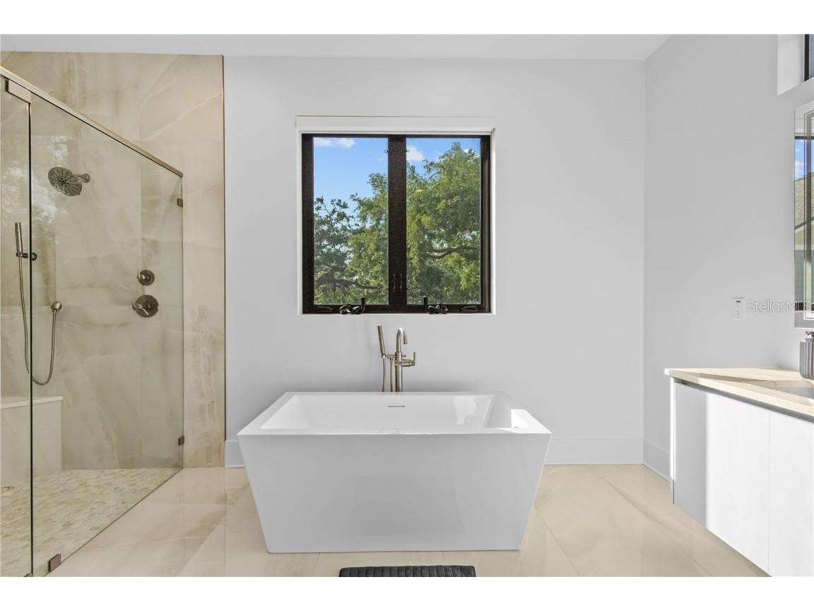 902 W Fribley Street Tampa FL 33603 TB8350193 image6