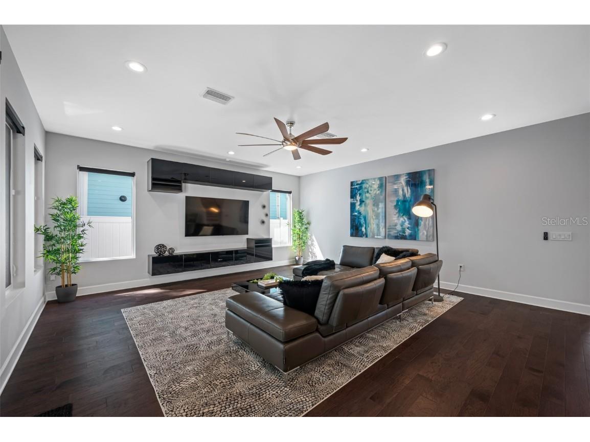 902 W Plymouth Street Tampa FL 33603 TB8449490 image19