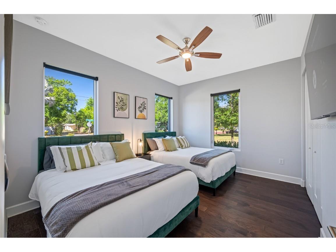 902 W Plymouth Street Tampa FL 33603 TB8449490 image48