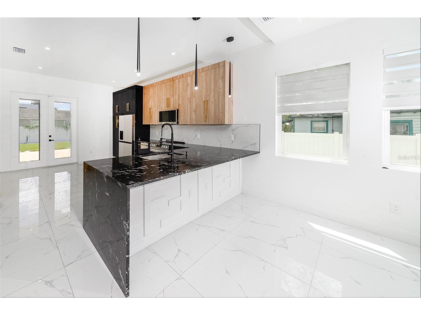 902 W Sligh Avenue Tampa FL 33604 TB8495149 image13