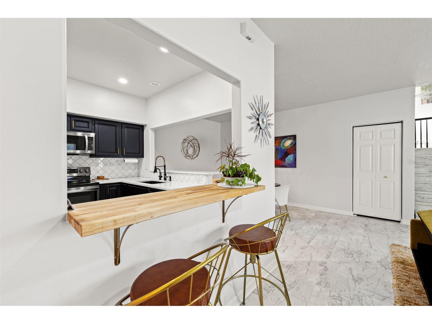 902 Woodbridge Court Safety Harbor FL 34695 TB8521049 image19