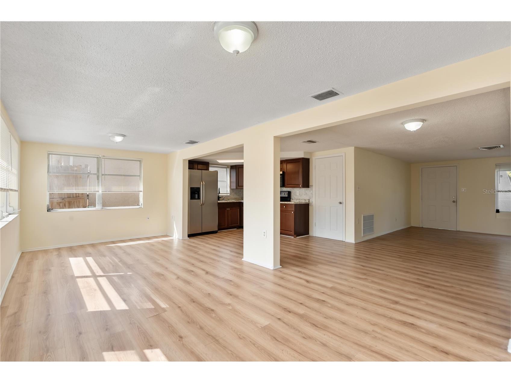 9020 Hunt Club Lane Port Richey FL 34668 W7883846 image11
