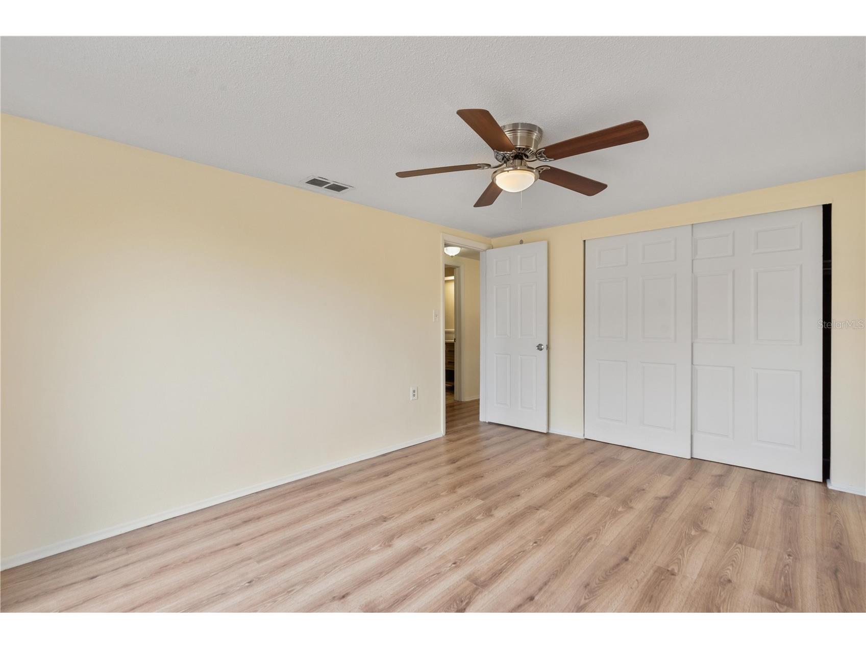 9020 Hunt Club Lane Port Richey FL 34668 W7883846 image14