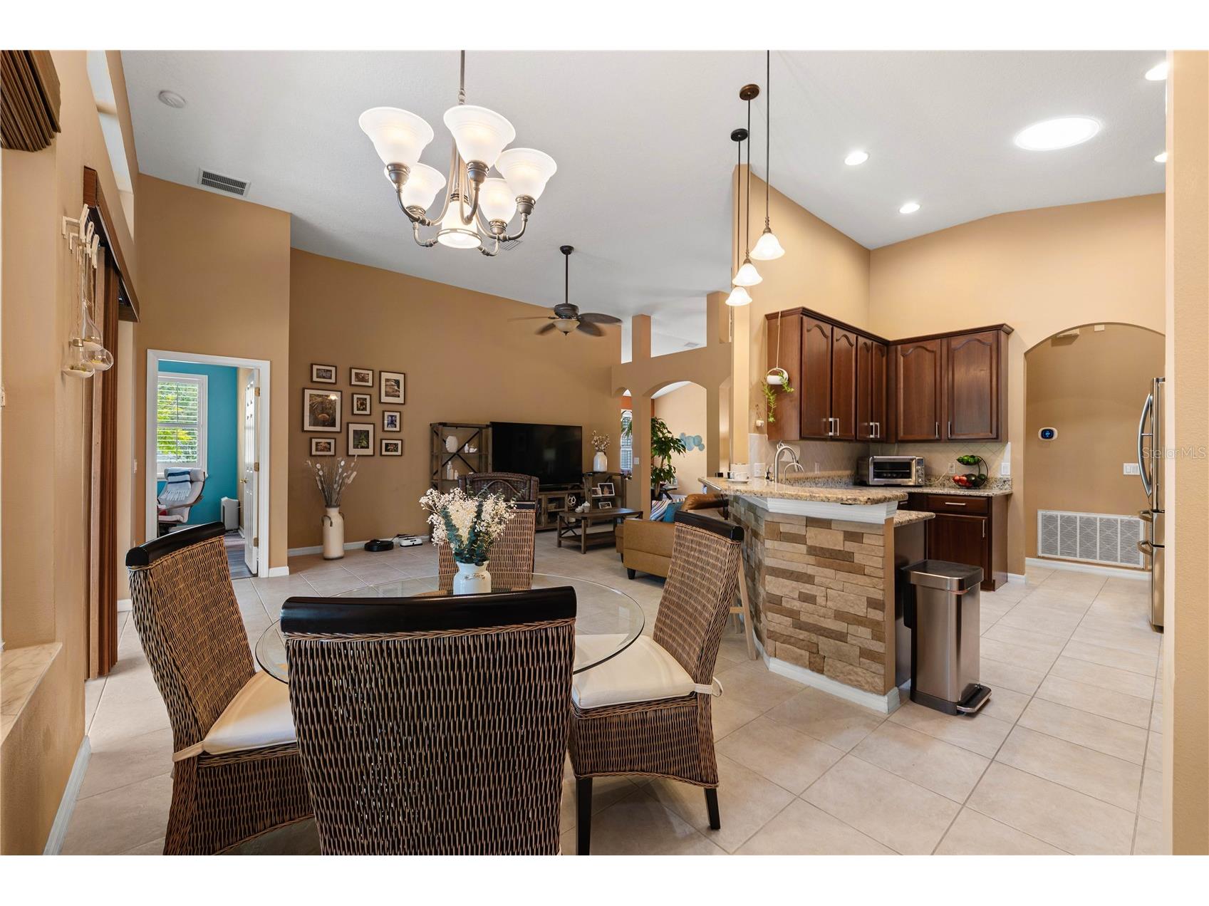 9020 N River Road Tampa FL 33635 TB8436908 image15