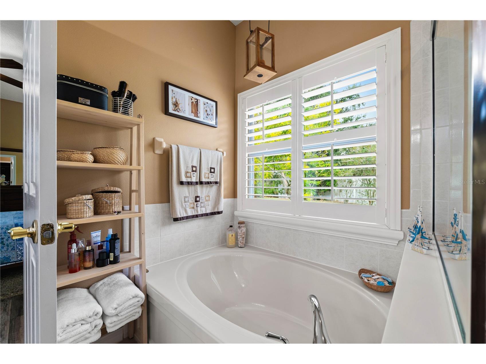 9020 N River Road Tampa FL 33635 TB8436908 image27