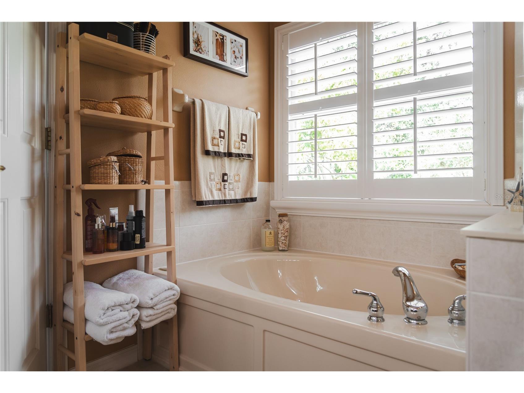 9020 N River Road Tampa FL 33635 TB8436908 image28